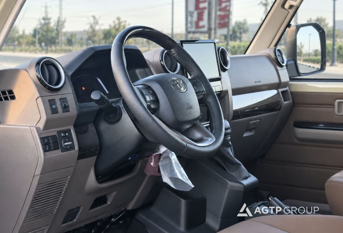 Toyota Land Cruiser 70 LC76 LX 2.8L Turbo Diesel | Automatic 4WD | 5-Door Hardtop | GCC Specs | FULL OPTION