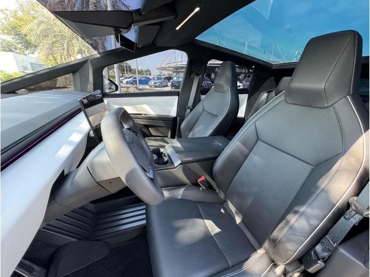 تسلا سايبرتراك فاونديشن سيريز AWD AMERICAN SPEC NEAT AND CLEAN