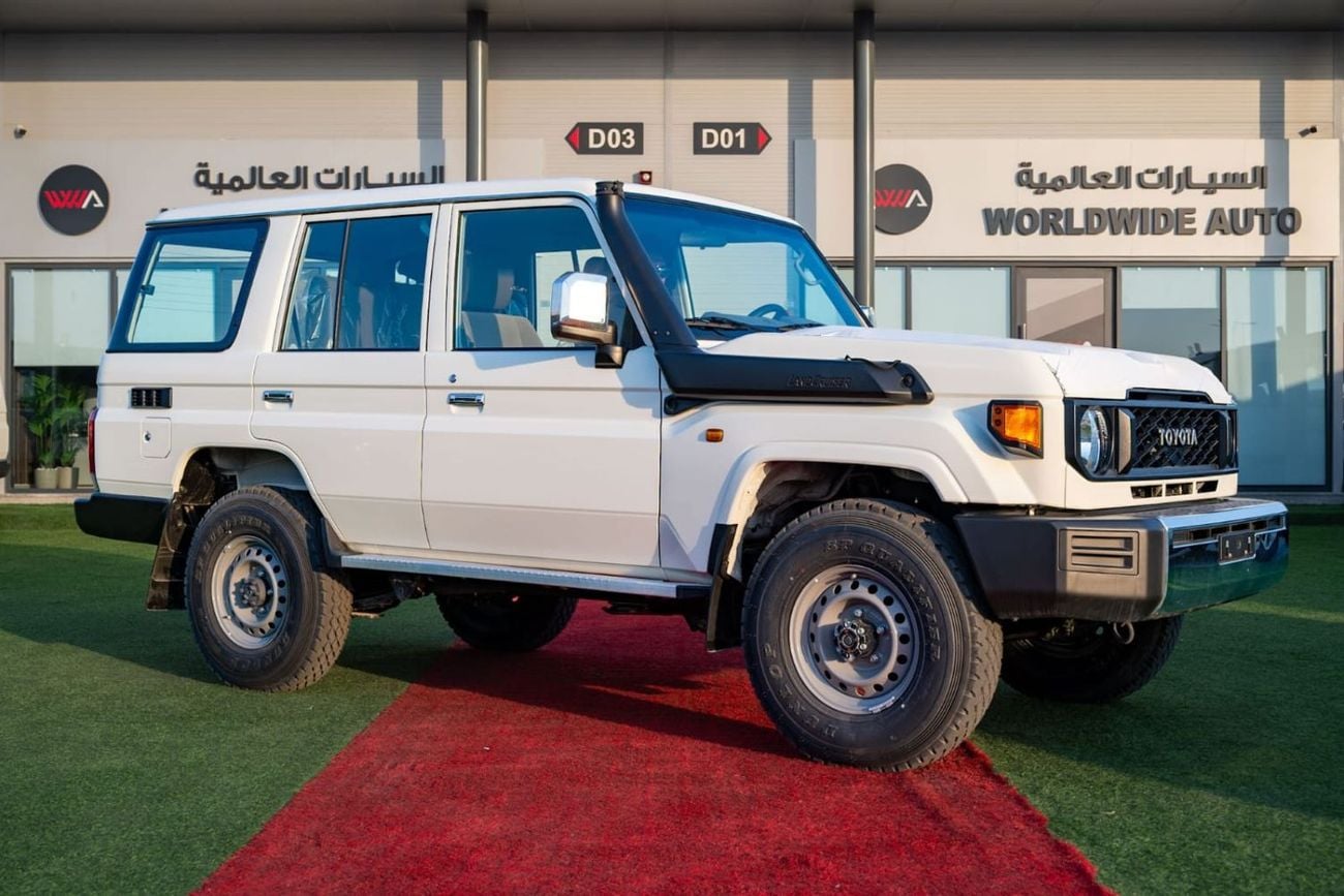 Toyota Land Cruiser 70 LC76 2.8L Manual Diesel
