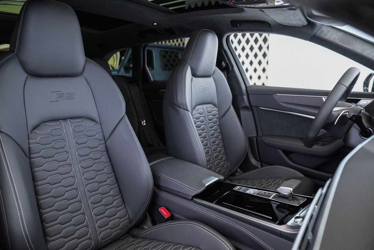 أودي RS6 STANDARD