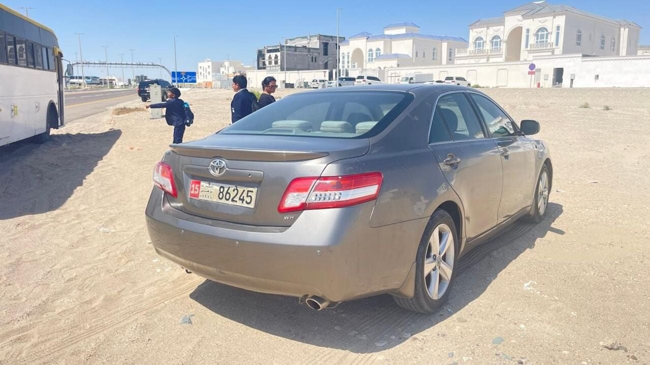 Toyota Camry SE