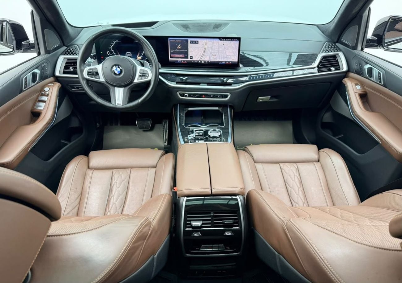 بي أم دبليو X7 XDRIVE40i لوكس M SPORT PACKAGE بي إم دبليو X7 xDrive40i M-Sport موديل 2024، ضمان بي إم دبليو + باقة خدمة 2029، سجل صيانة كامل من بي