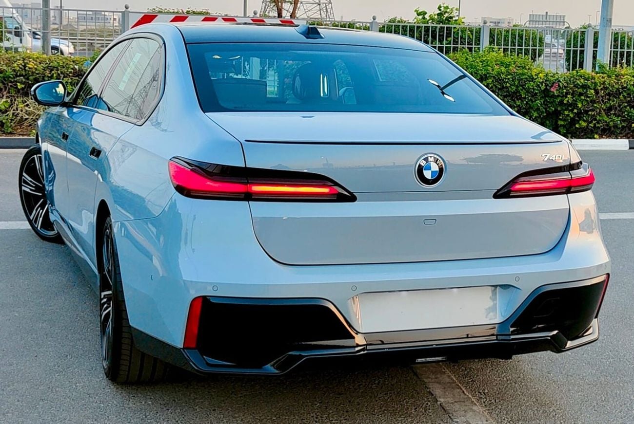 BMW 740i M SPORT