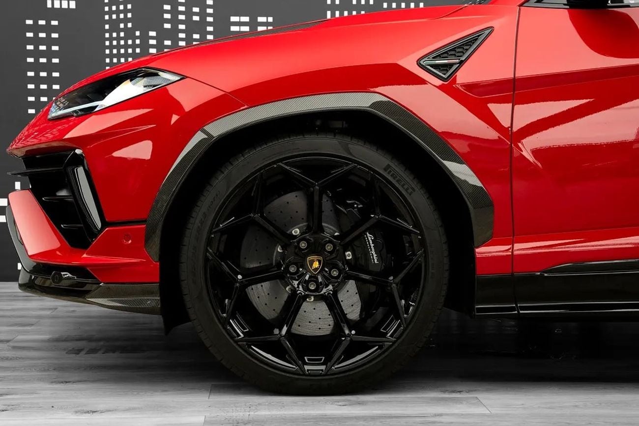لامبورغيني اوروس PERFORMANTE