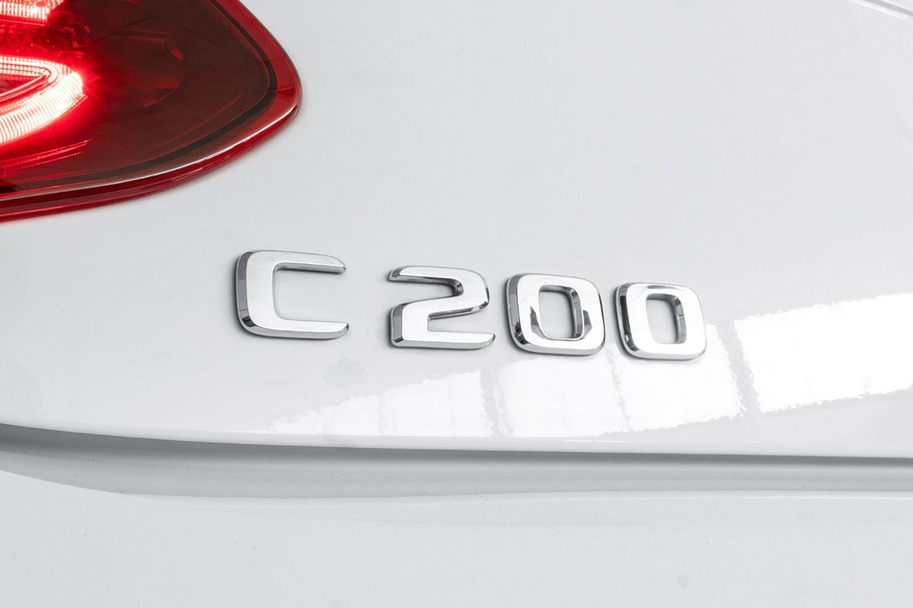 مرسيدس بنز C 200 AMG