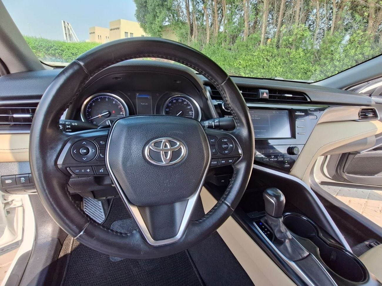Toyota Camry SE