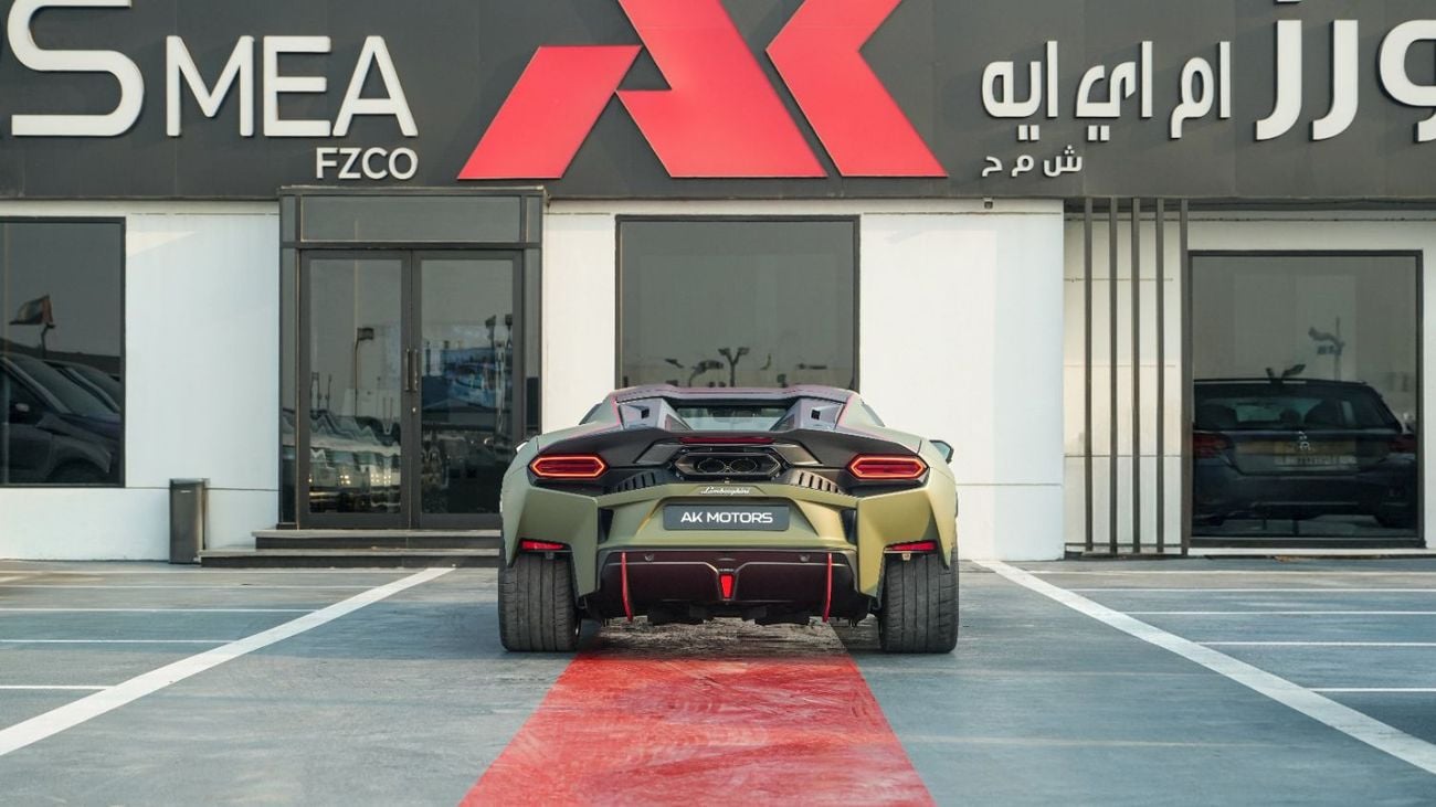 لامبورغيني تيمياراريو سبورتيفا أخضر عسكري مطفي 2026MY للتصدير فقط