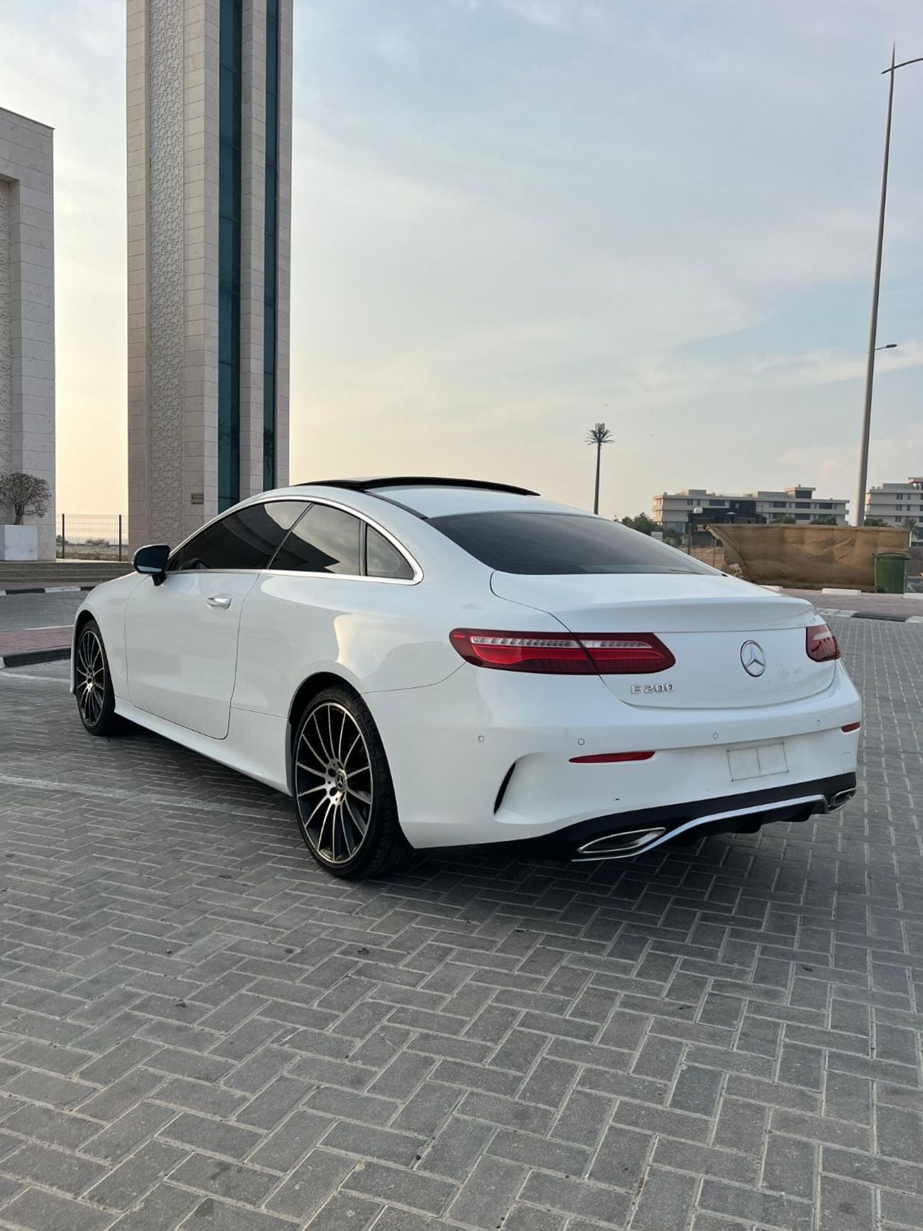 Mercedes Benz E 200 Coupe