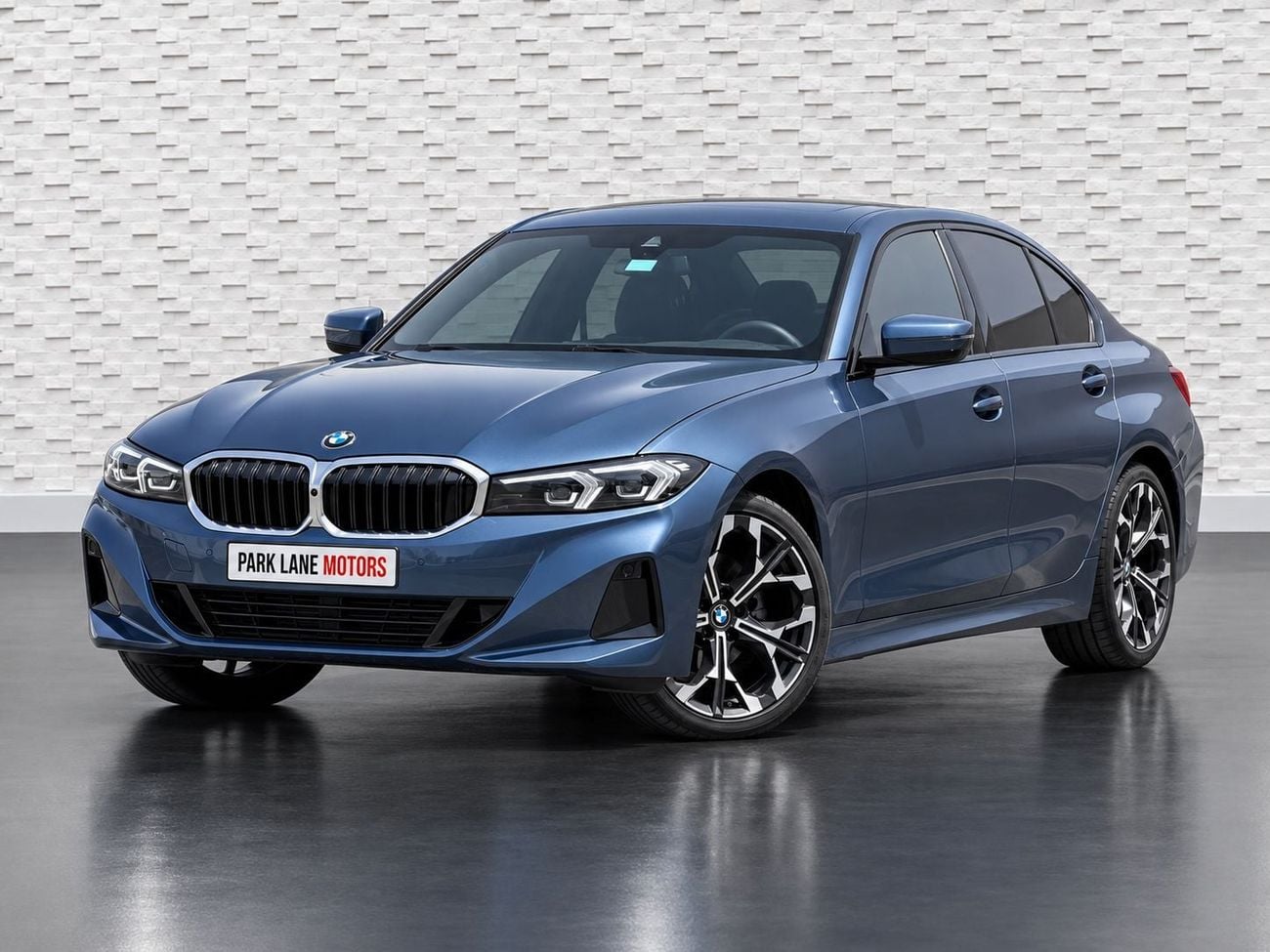 BMW 330i LUXURY M SPORT