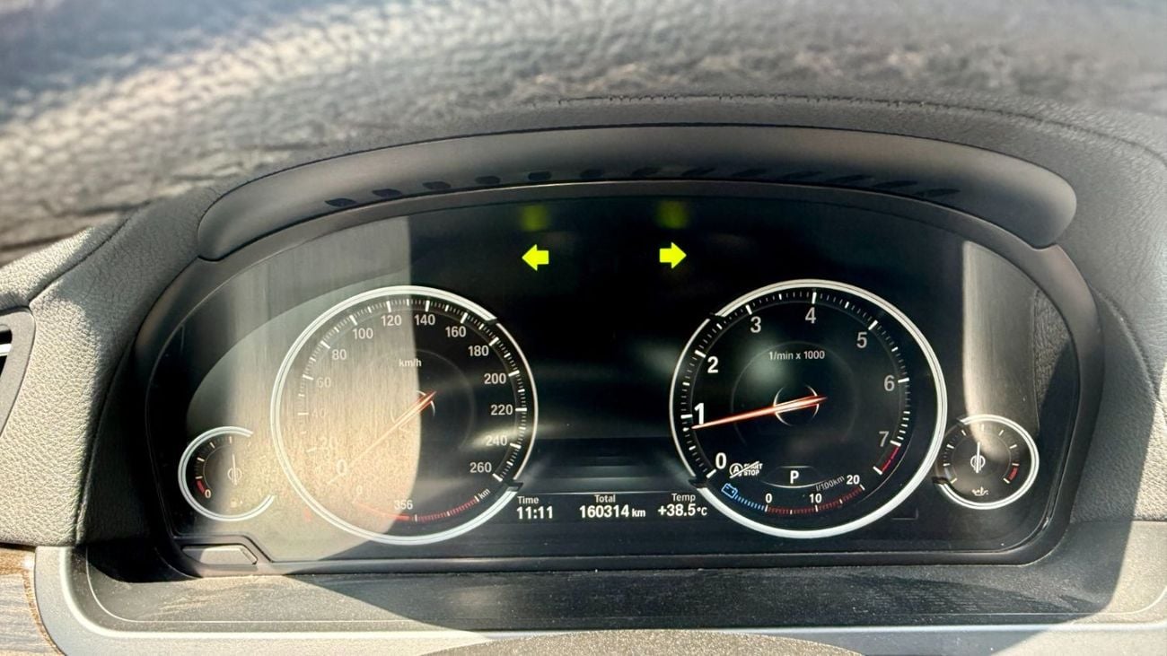 بي أم دبليو 740Li لاكجوري