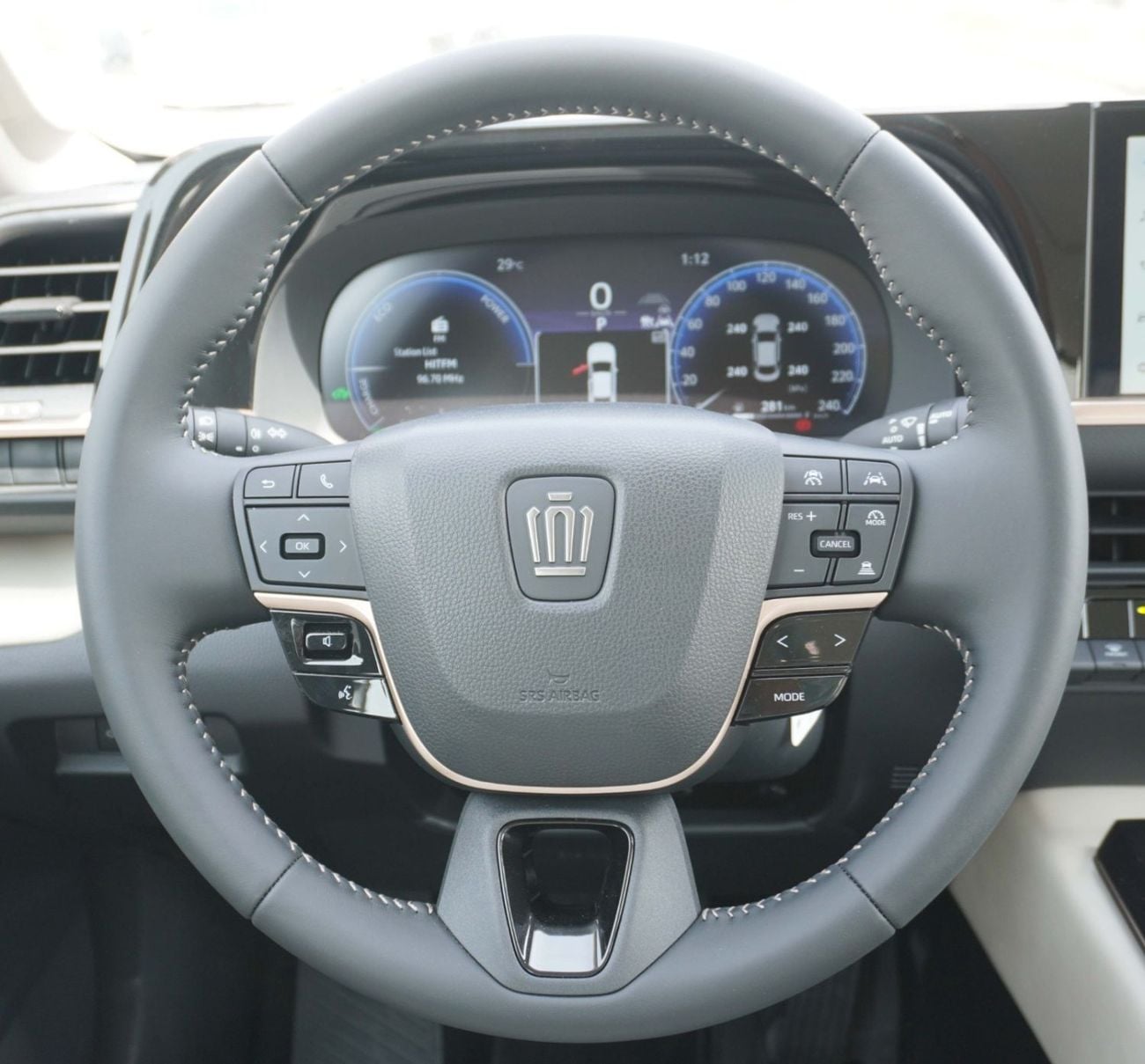 تويوتا كراون PLATINUM , HEV, AWD, A/T - 2025