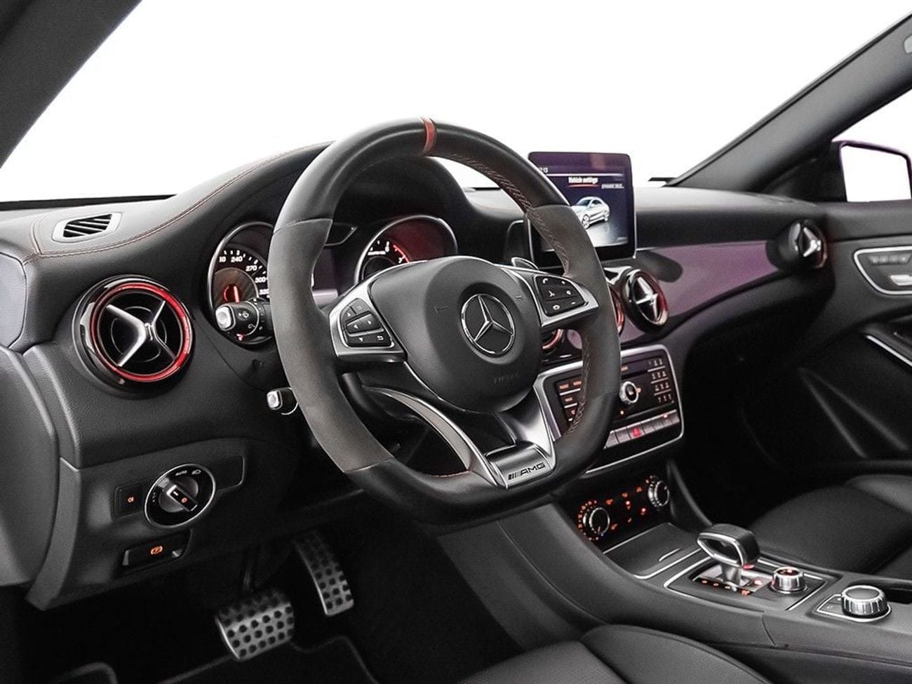 Mercedes Benz CLA 45 AMG AMG 2.0L