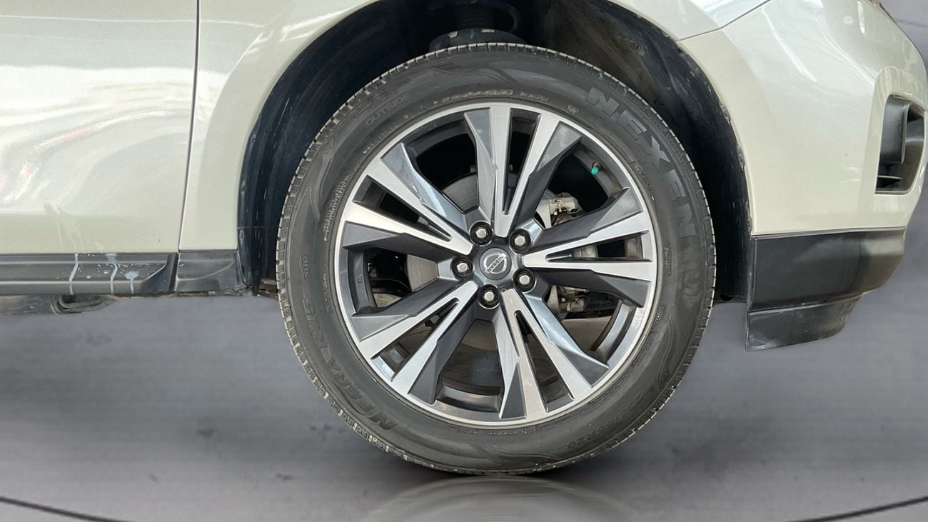 Nissan Pathfinder SV | Guaranteed Warranty | 0 Down Payment