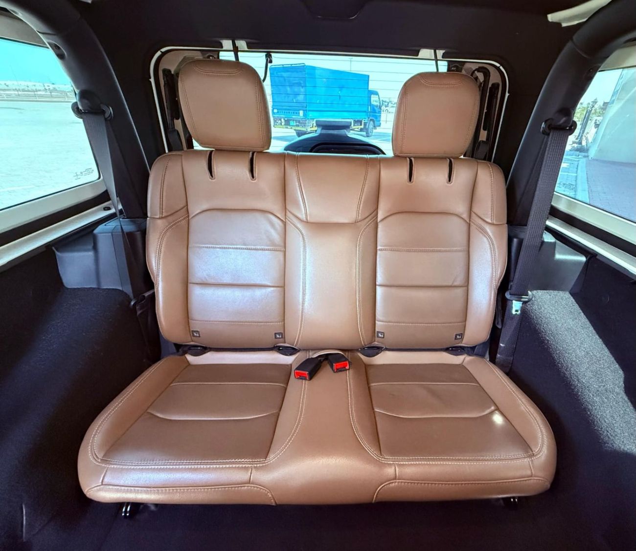 Jeep Wrangler SAHARA CITY