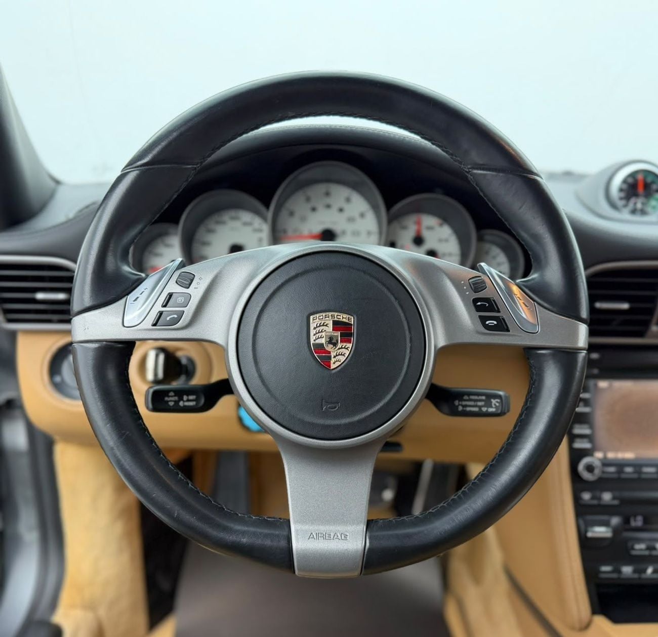 بورش 911 كاريرا 4