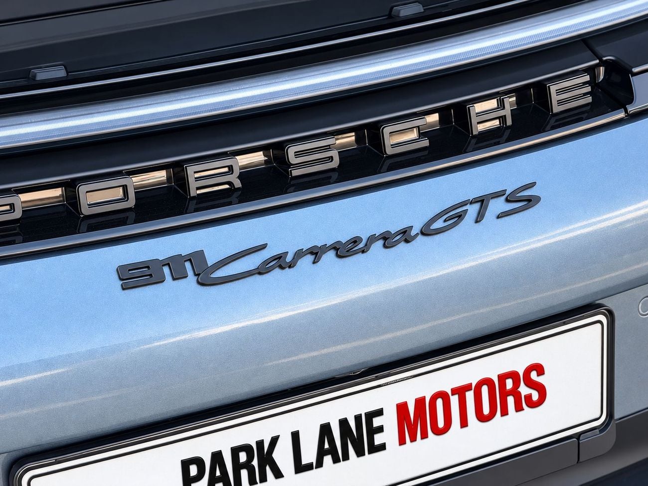 Porsche 911 CARRERA GTS