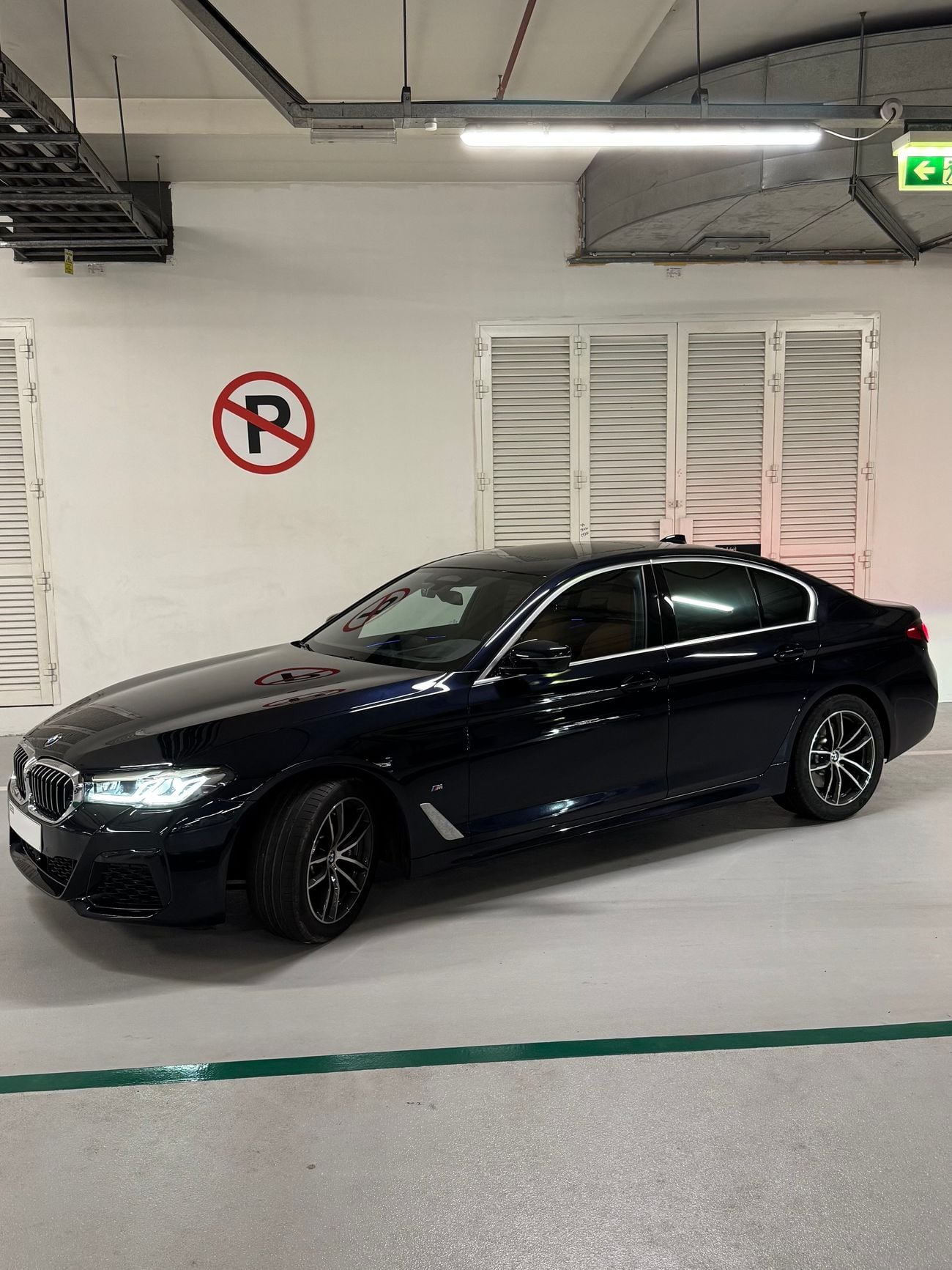 بي أم دبليو 520i M SPORT