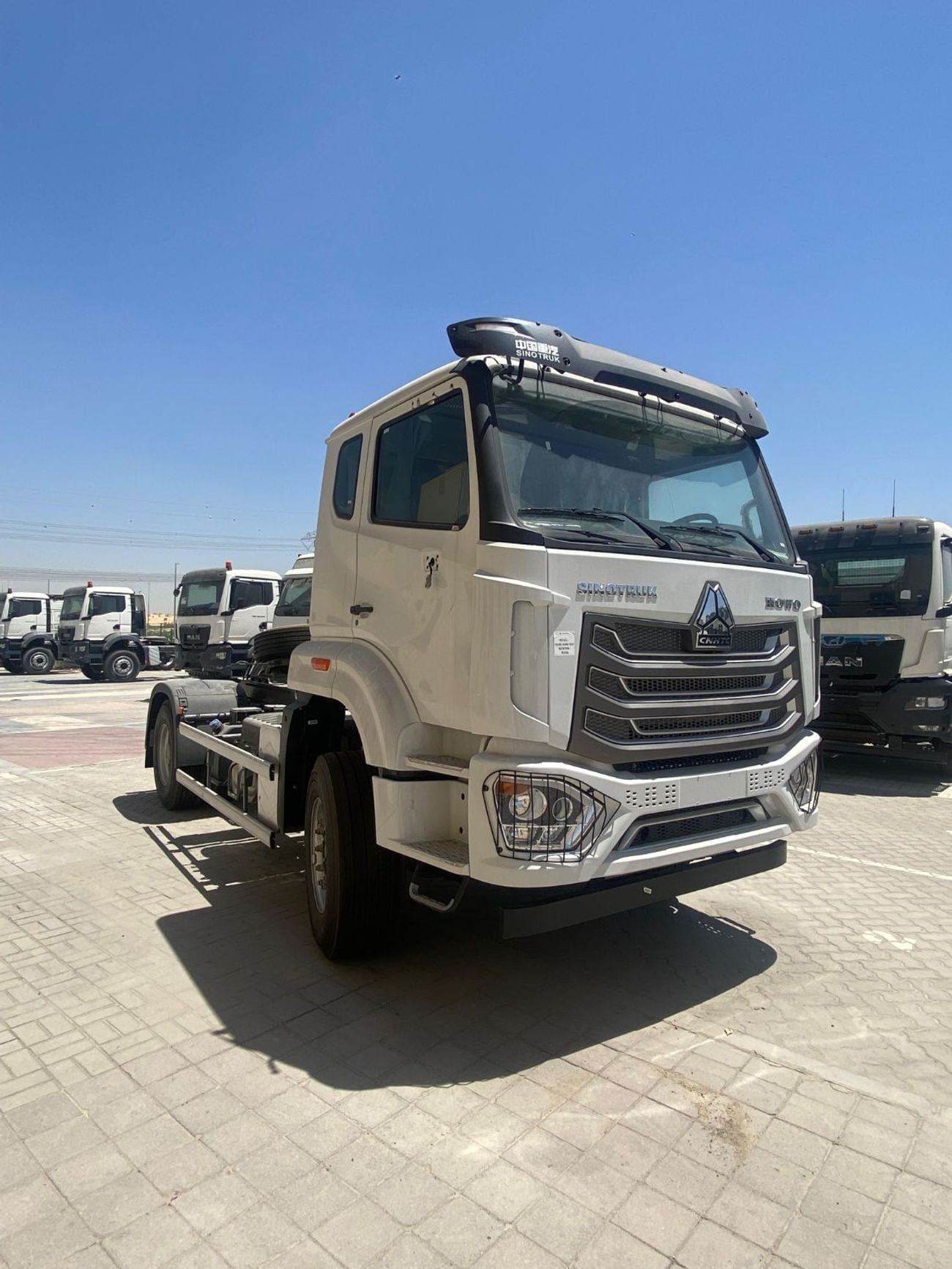 Sinotruk Howo NX Tractor Sinotruck Howo NX TRACTOR 2025 Model 4*2