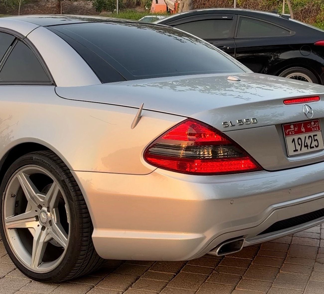 Mercedes Benz SL550 Mercedes-Benz SL550 - amg package -