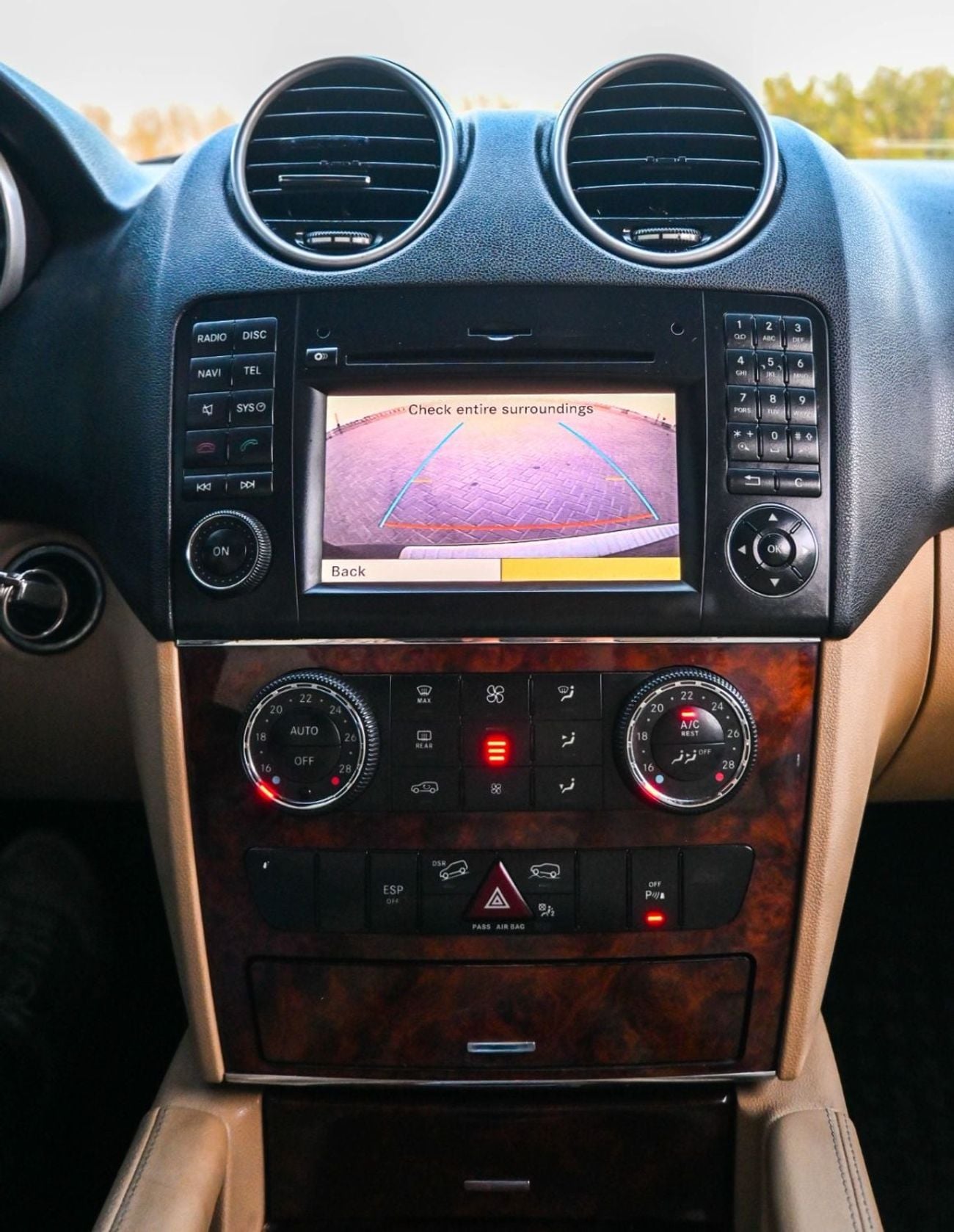 Mercedes Benz ML350 -MERCEDES-BENZ _ ML350 _ 2010 GCC IN EXCELLENT CONDITION -5Door-petrol