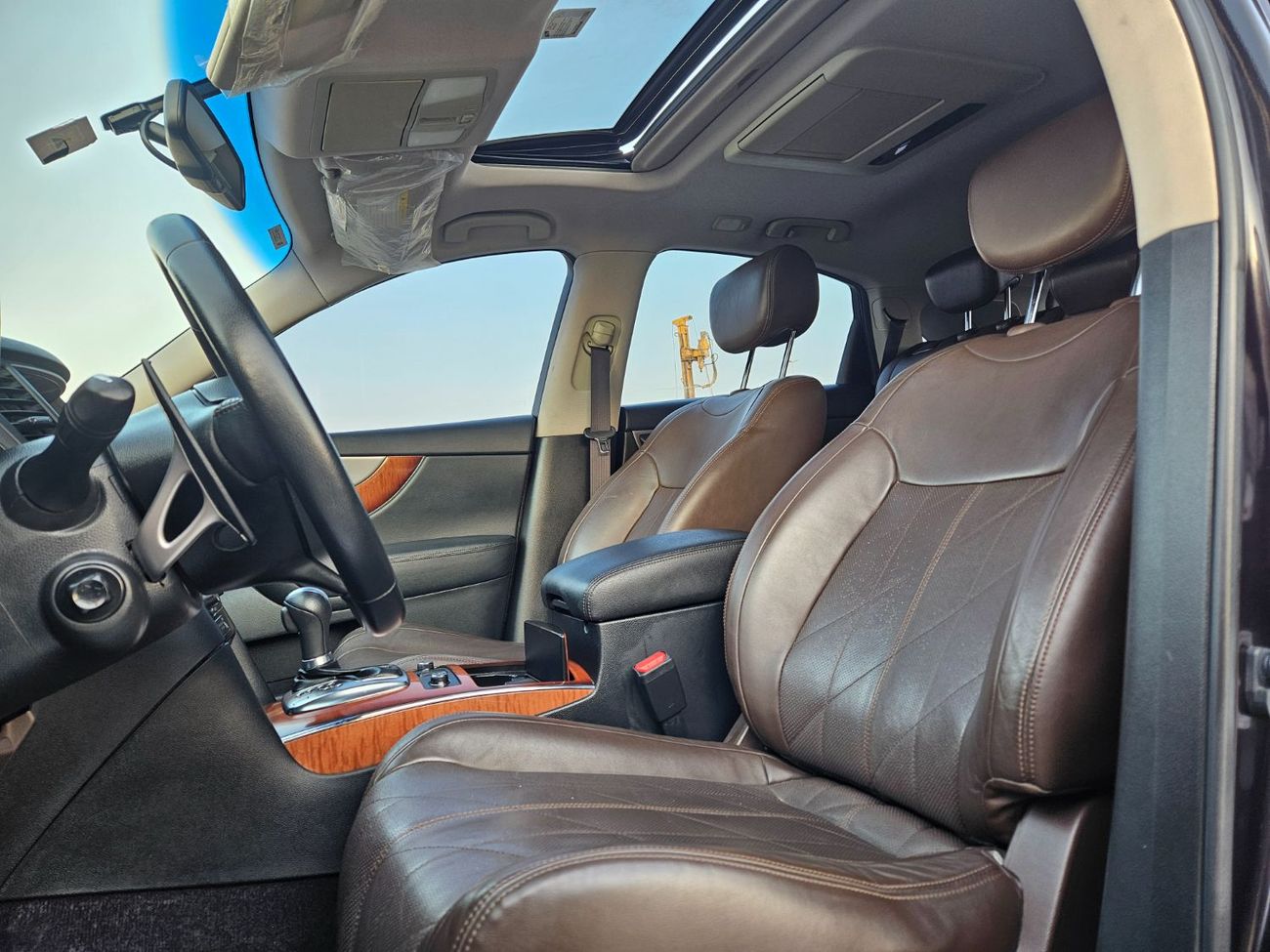 إنفينيتي QX70 إكسيلنس