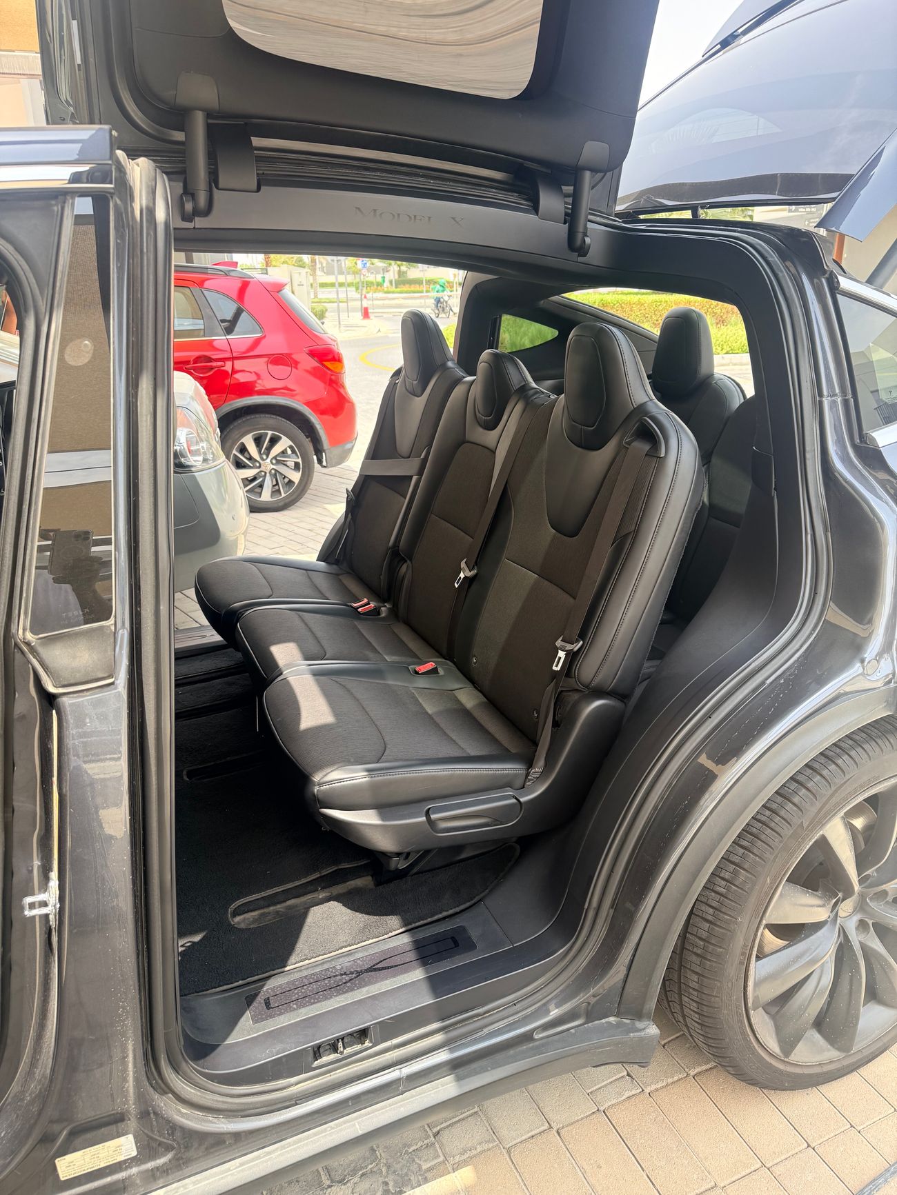 Tesla Model X 75D