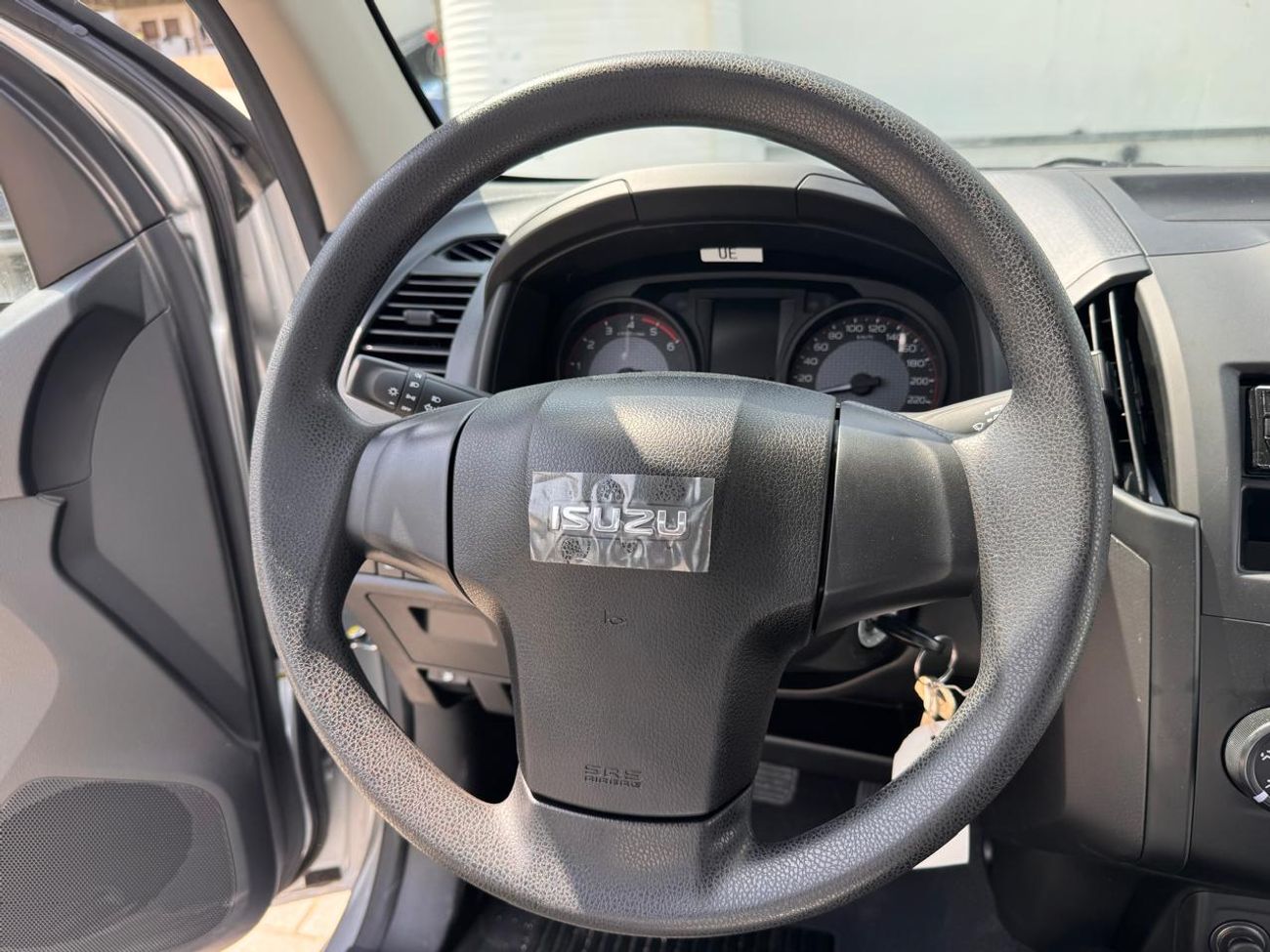 Isuzu D-MAX 4x2 Single Cab (2 Doors) MY 2027 - Made in India, GCC Spec