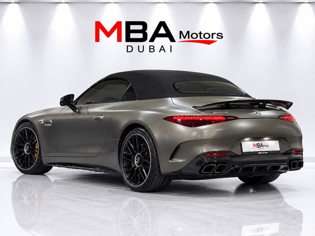 Mercedes Benz SL63 AMG STANDARD