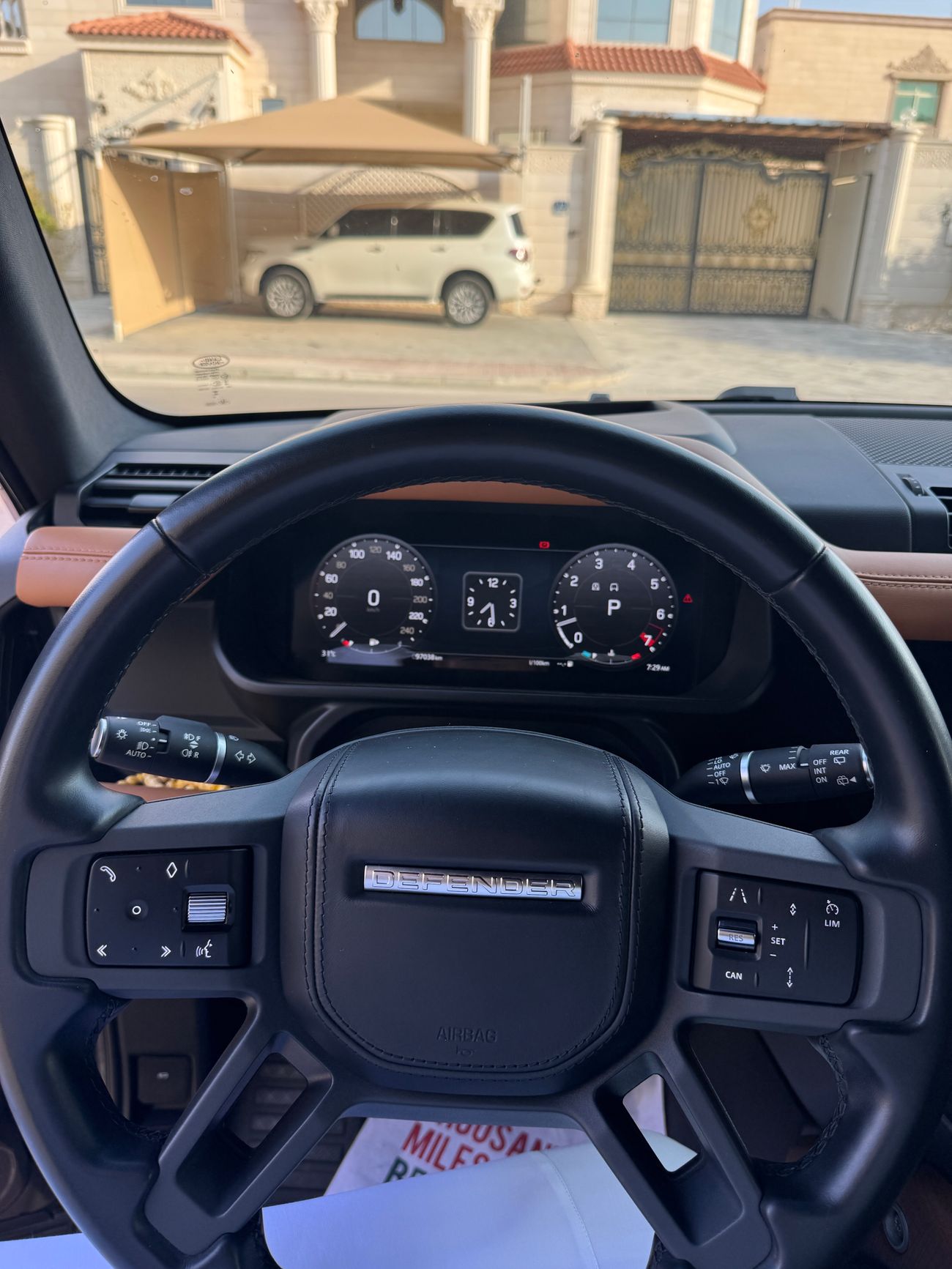 لاند روفر ديفندر 110 X P400