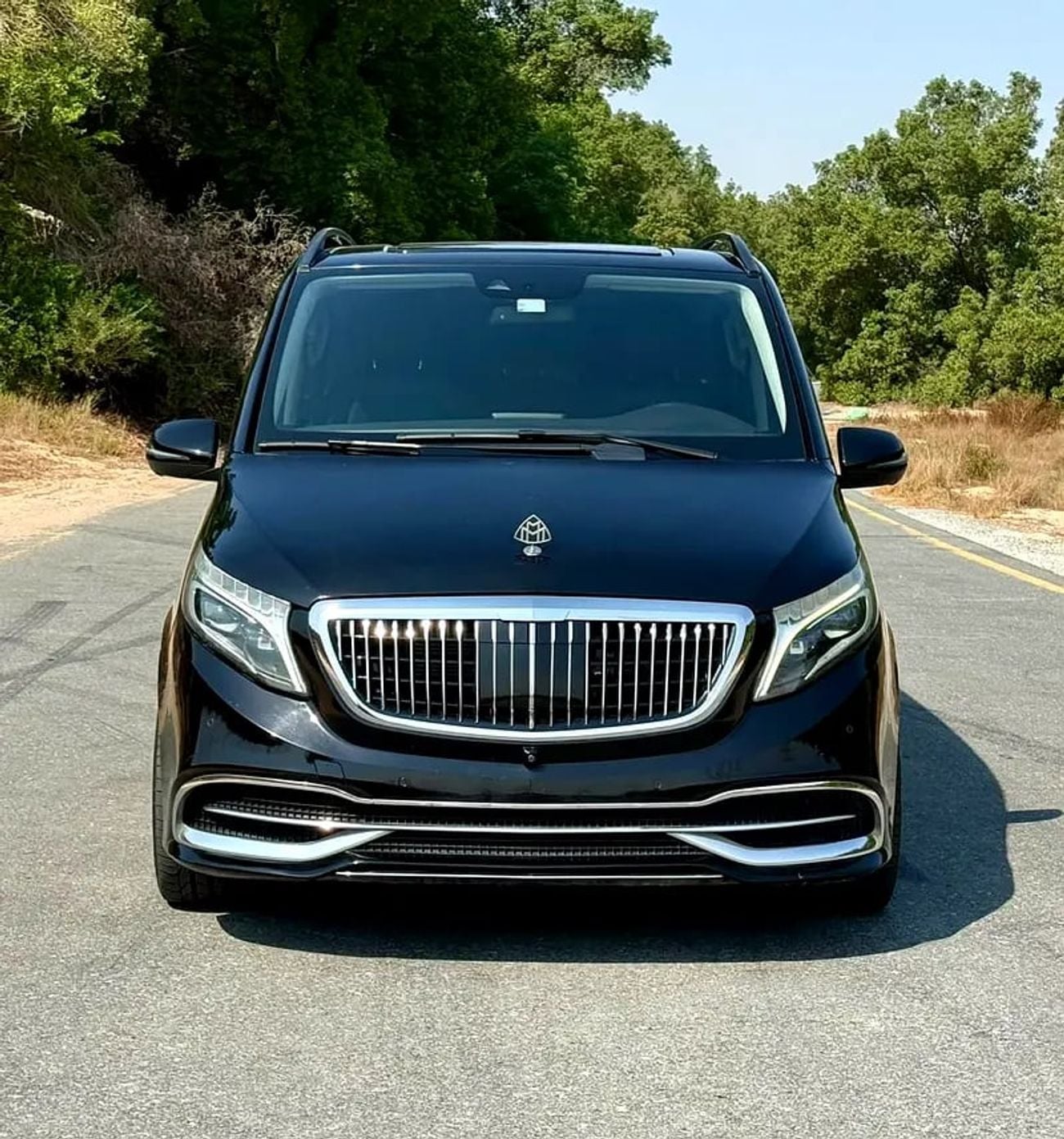 Mercedes Benz V 250 V 250 GCC Specs