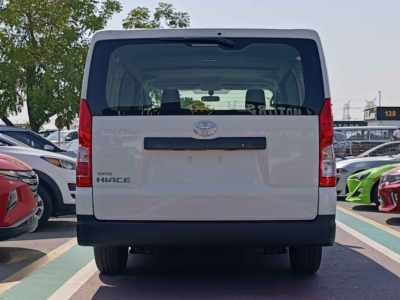 Toyota Hiace TOYOTA HIACE CARGO LOW ROOF || 3.5L PETROL A/T V6 (CODE # HCLRAE)