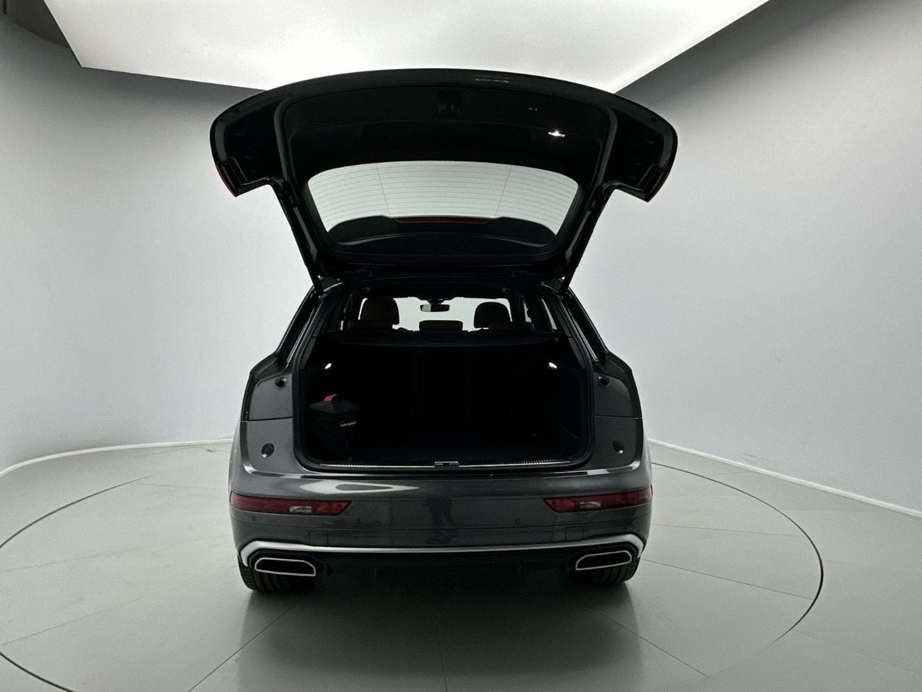 Audi Q5 45 TFSI S-LINE quattro 249hp (Ref# 061123)