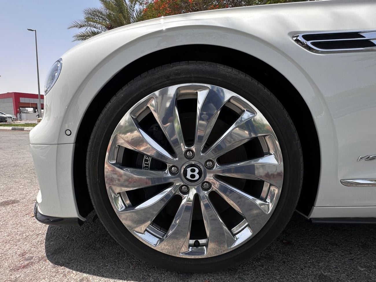 Bentley Flying Spur V8