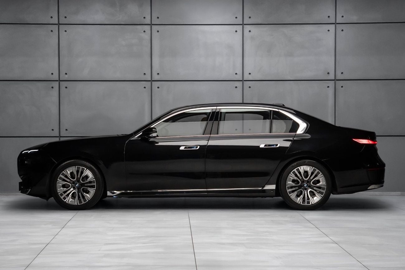 BMW 735i M SPORT 2024 | GCC Specs | Agency Warranty & Service