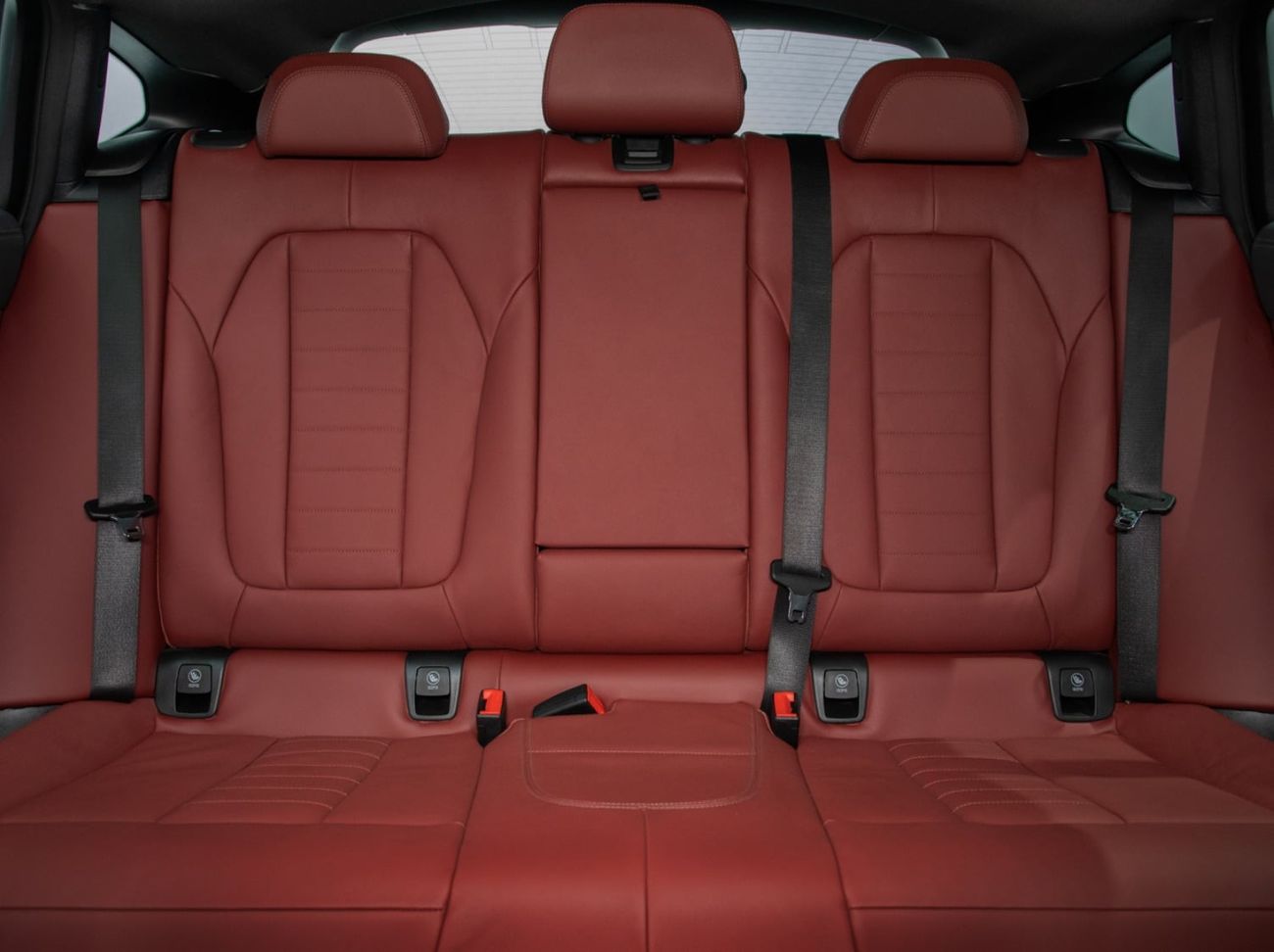 بي أم دبليو X4 XDRIVE30i LUXURY M SPORT PACKAGE
