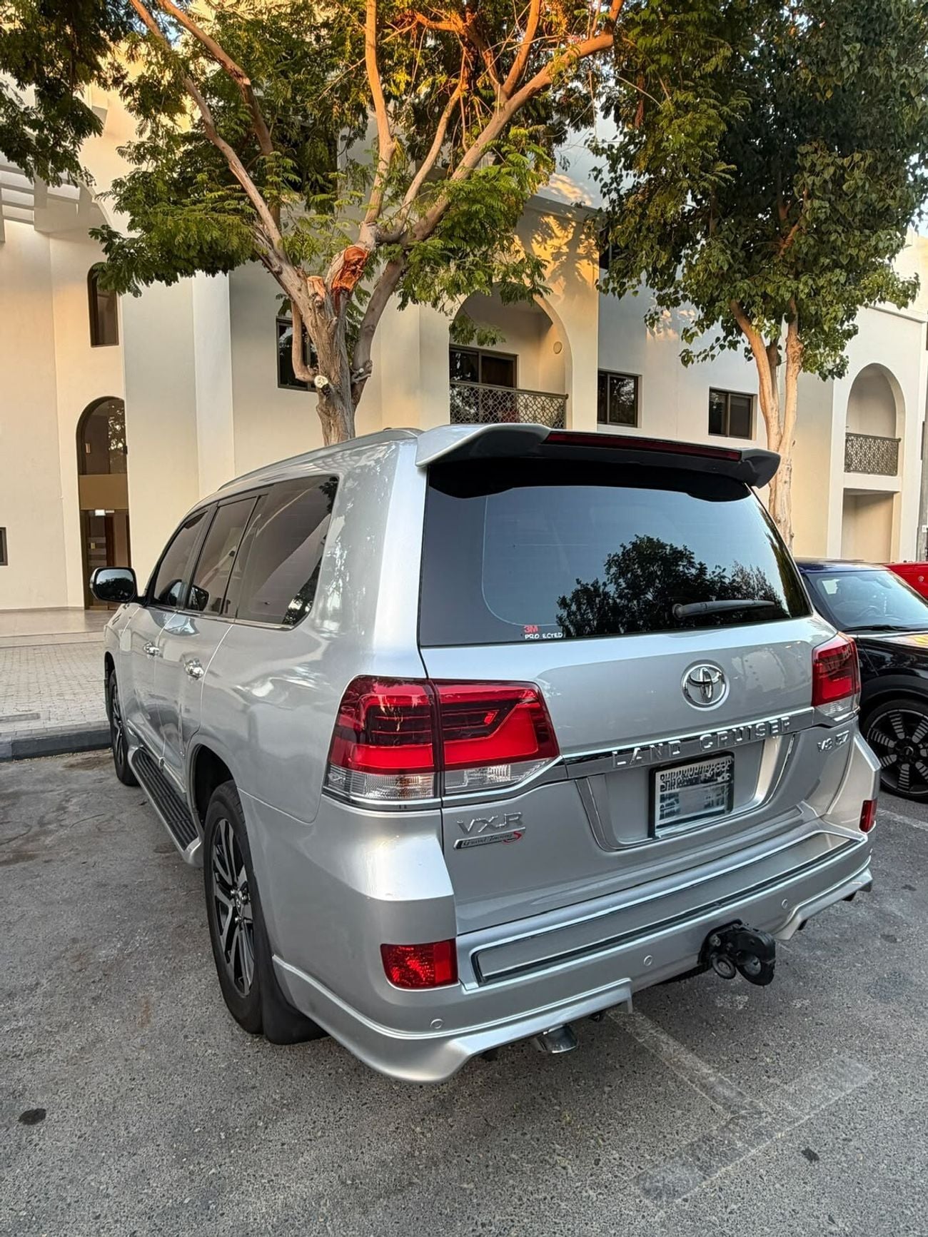 Toyota Land Cruiser VXR 5.7 V8 Grand Touring Edition