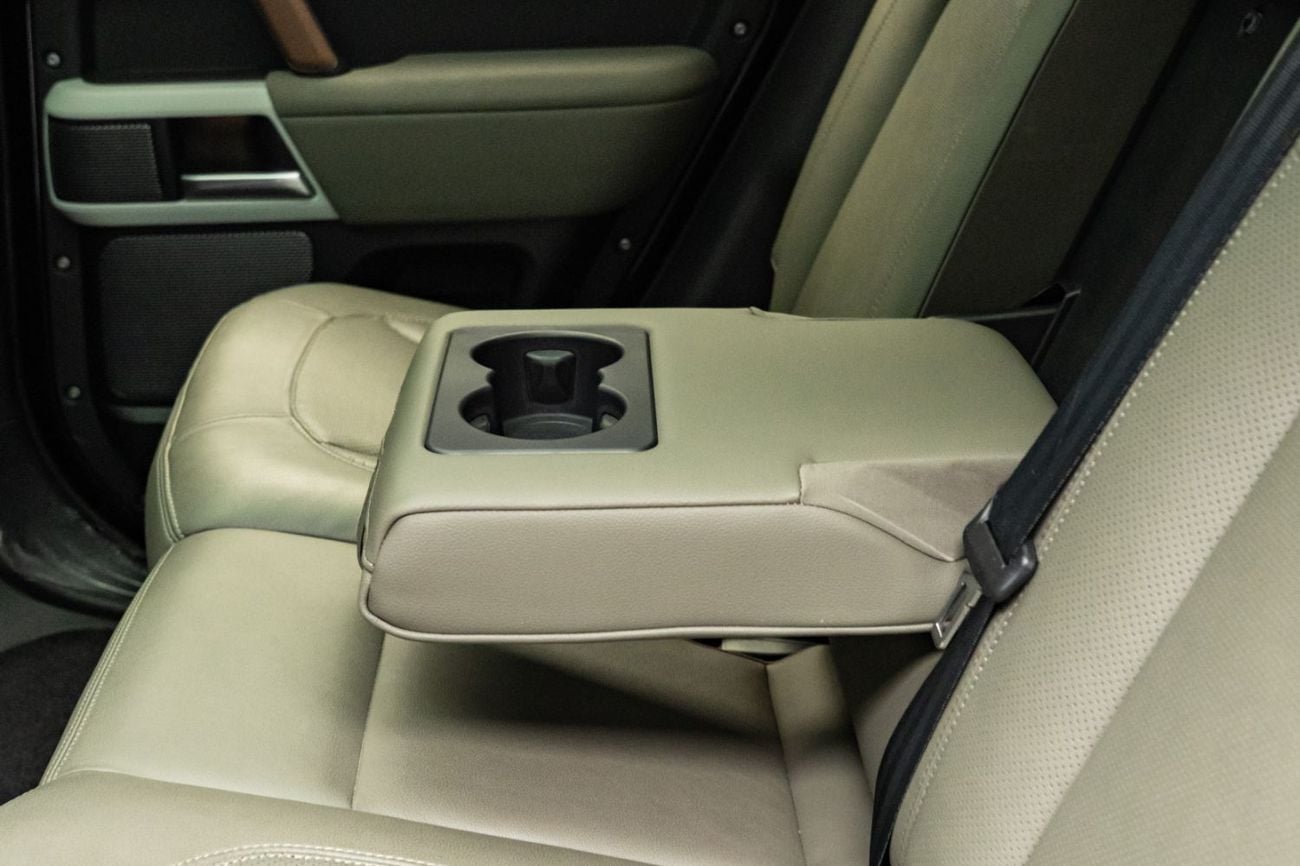 Land Rover Defender 110 SE P300 BUY NOW, PAY 2027 | THE BLACKLINE STANDARD | 2028 Al Tayer Warranty, GCC