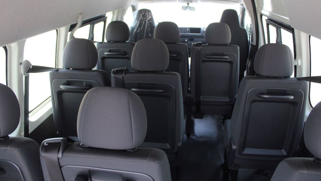 Toyota Hiace GL Hiace 2.5L High Roof Diesel old ship 2025