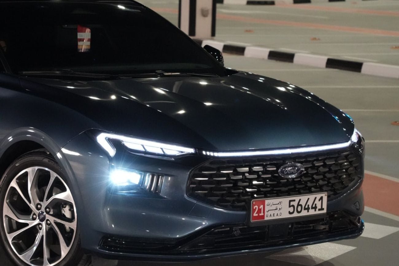 Ford Taurus TITANIUM