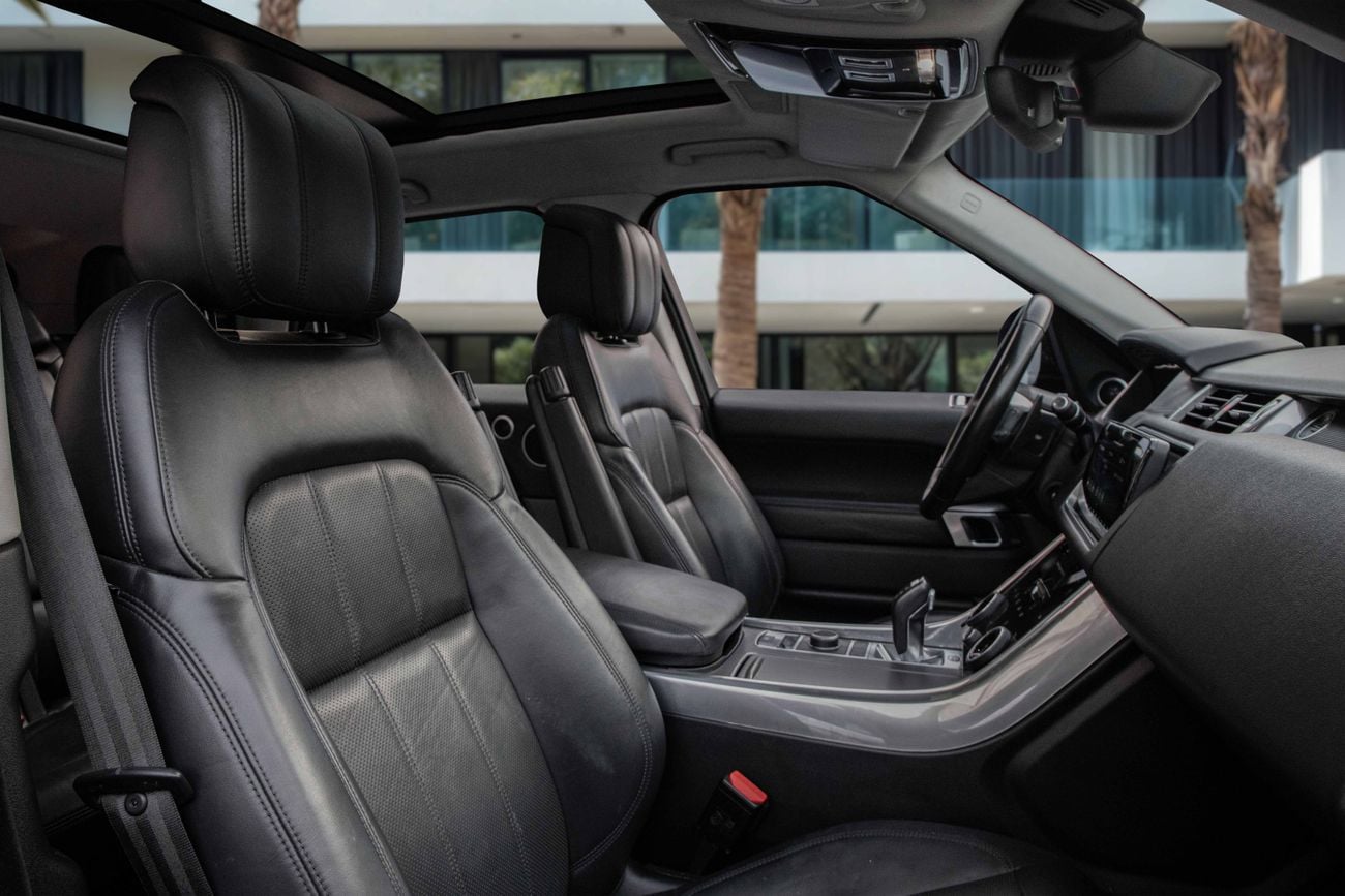 Land Rover Range Rover Sport HSE Range Rover Sport HSE | 2,840 P.M | 0% Downpayment | SVR Kit