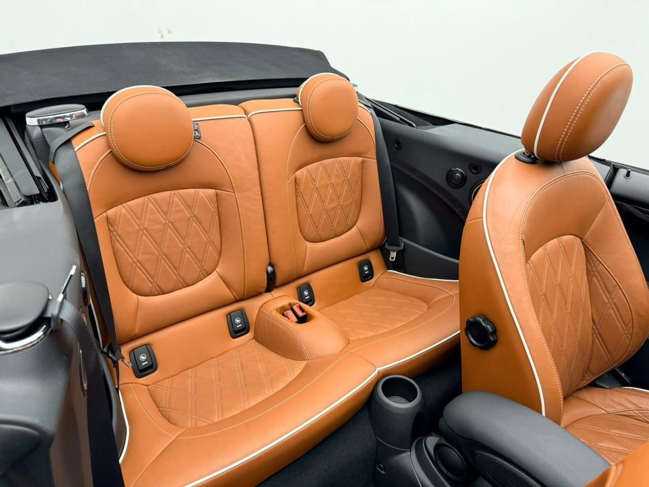 Mini Cooper S CABRIO 2020 MINI Cooper S Cabriolet, Warranty, 2030 MINI Service Pack, Full MINI Service History, GCC