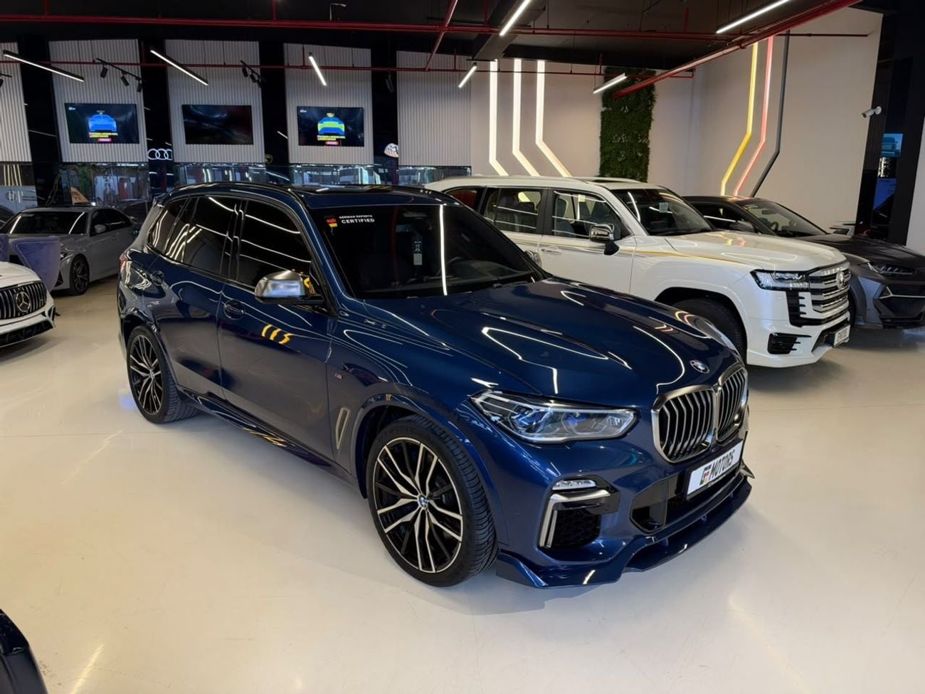 BMW X5 M50i EXCLUSIVE 2020 BMW X5 M50i xDrive - GCC Specs - Dealership Warranty till 27