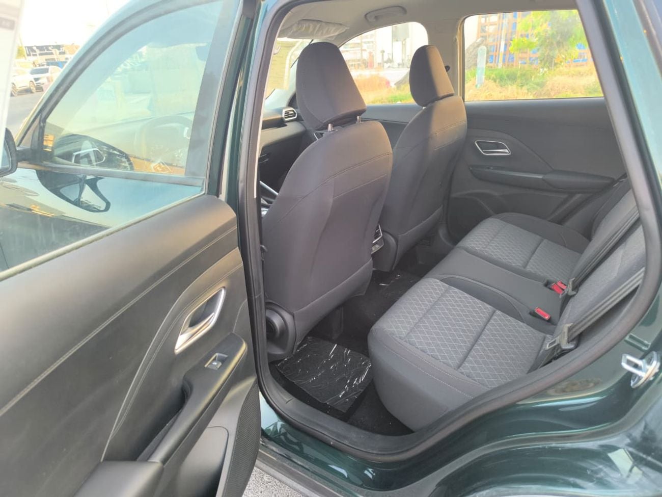 MG ZS STANDARD MG ZS 1.5L Standard GCC Specs 2026