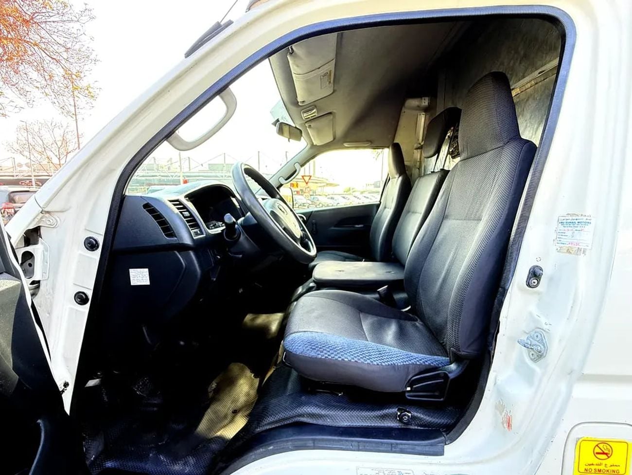 Toyota Hiace GL Year 2.7L GCC Specs-Excellent Condition