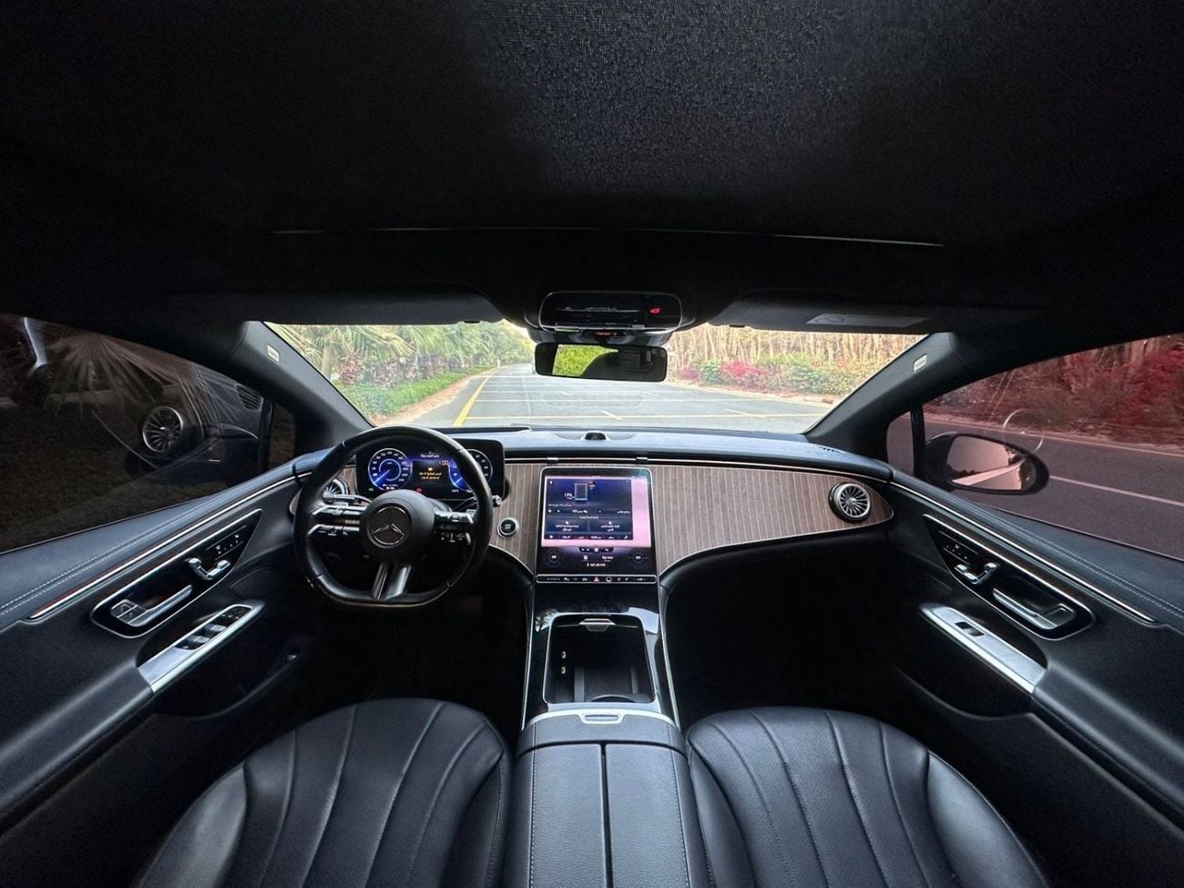 مرسيدس بنز EQE 350+ ستاندارد EQE 350 | 2023 | 4MATIC | 292HP