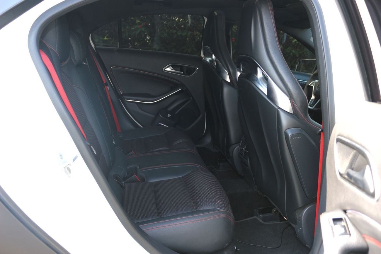 Mercedes Benz A45 AMG MERCEDES A45 MODEL 2014 FULL OPTIONS GULF SPACE