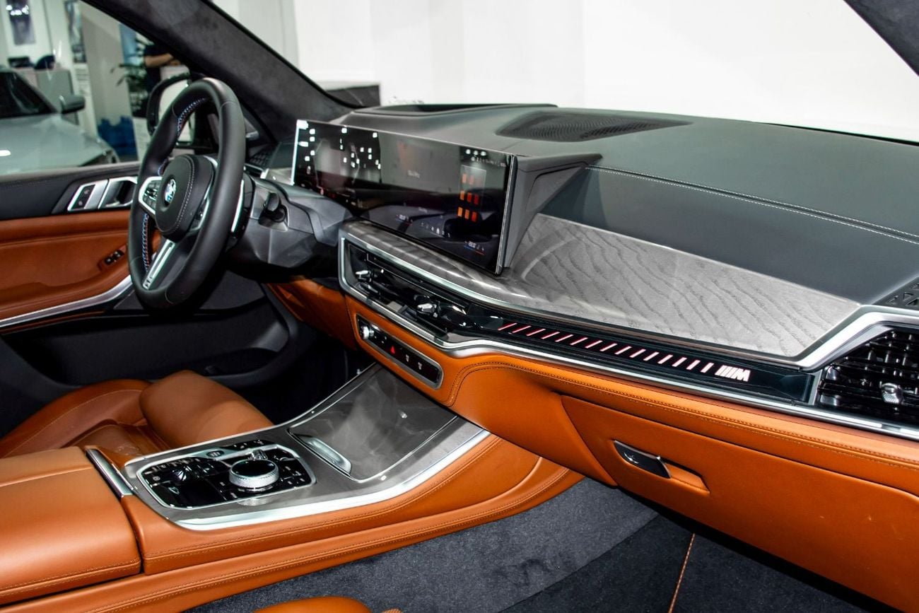 BMW X5 M60i LUXURY