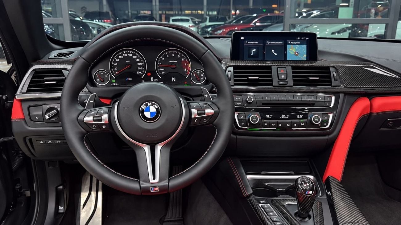 BMW M4 STANDARD