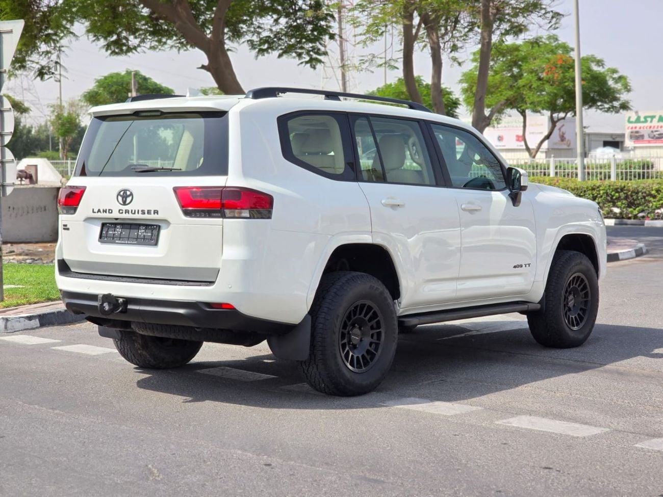 Toyota Land Cruiser EXR 3.5TC LAND CRUISER 2024 GCC SINGLE OWNER WITH AL FUTTAIM AGENCY WARRANTY & SERVICE CONTRACT IN MINT
