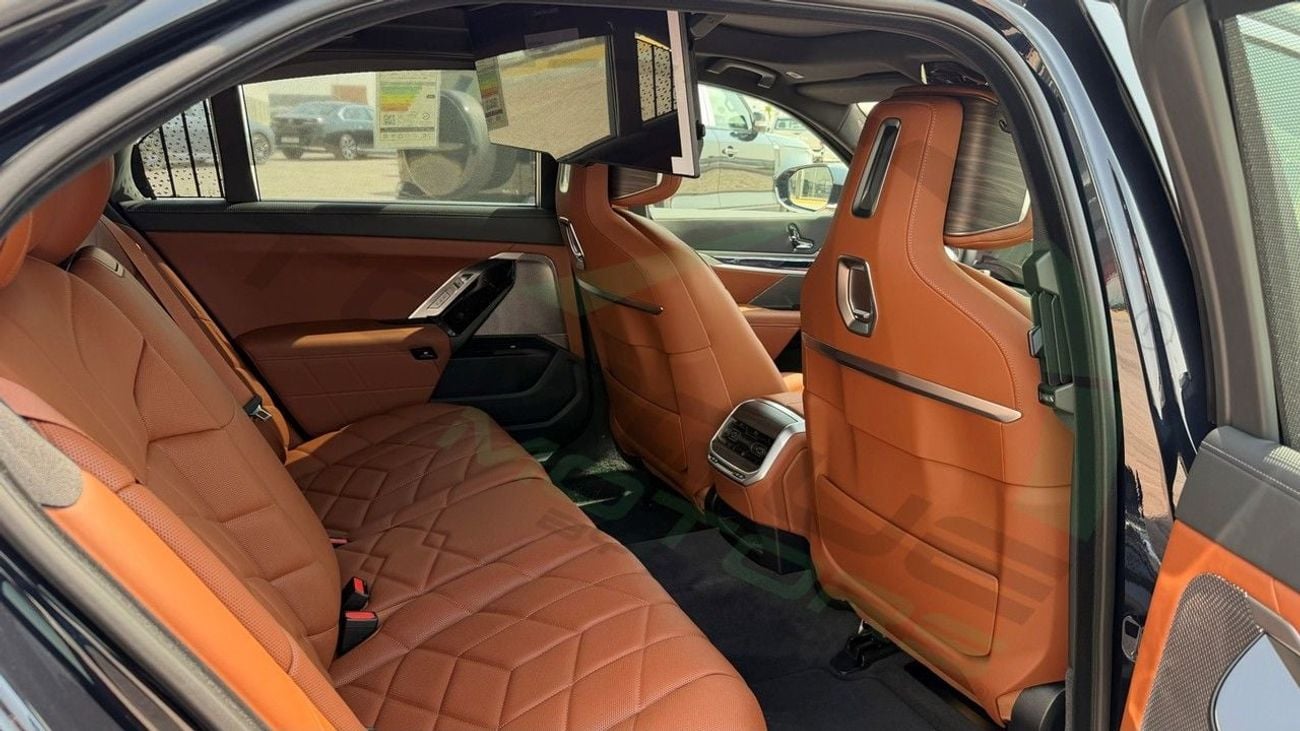 بي أم دبليو 740i 3.0TT 2026 ( For Export ) BMW 7-Series RWD GCC BRAND NEW